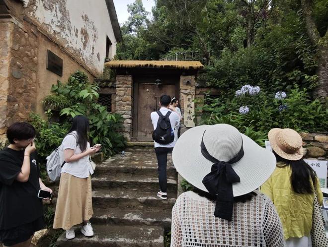 留量”艺术扎根结出“金果子”pg电子入口凤阳邑流量变“(图6)