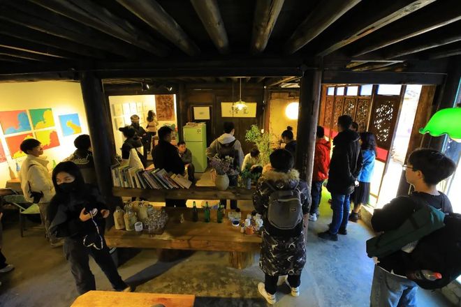 留量”艺术扎根结出“金果子”pg电子入口凤阳邑流量变“(图9)